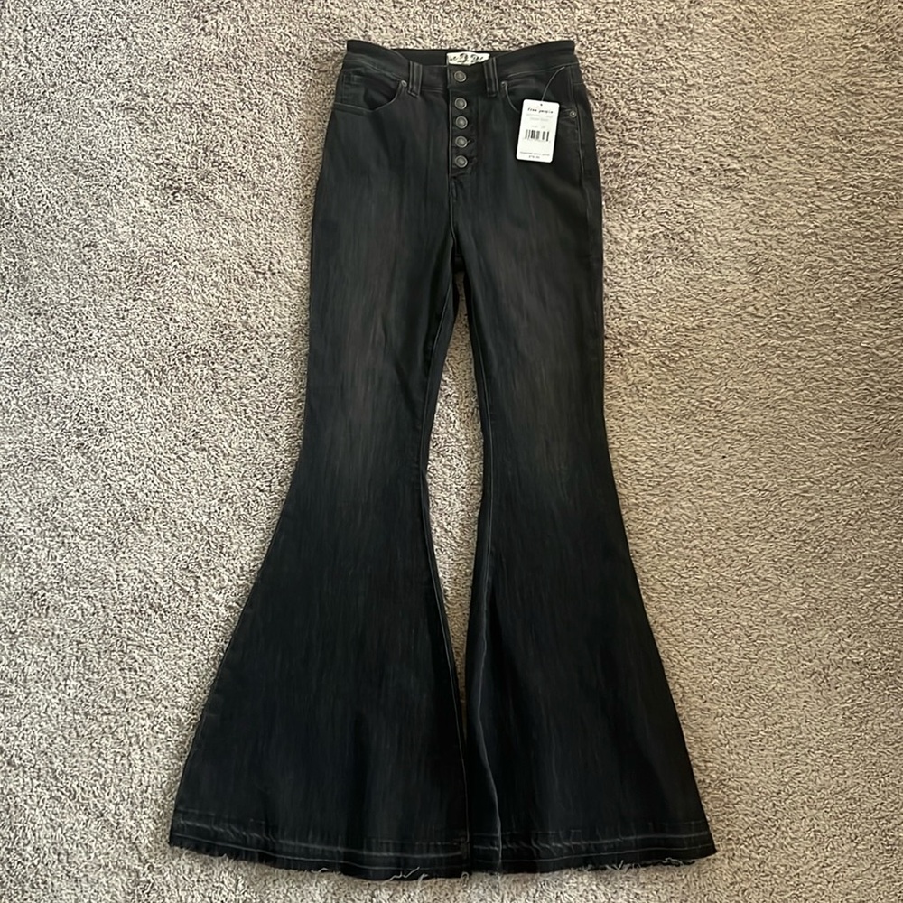 Free People Bell Bottom Pants Black sz. 28